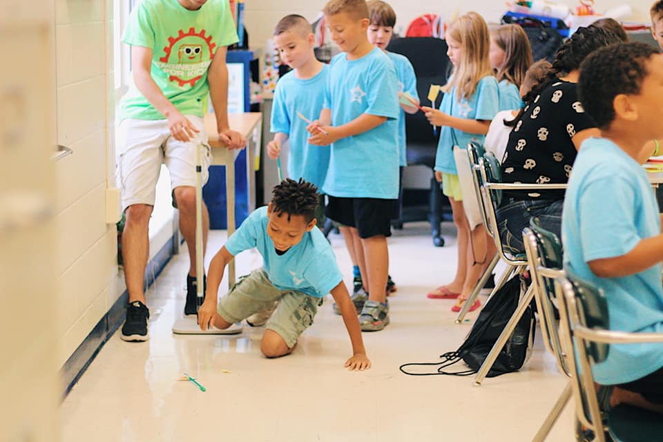 Educators Should Care About Extracurricular STEM Programs