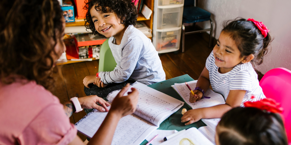 A homeschool instructor teaching her kids STEM subjects.